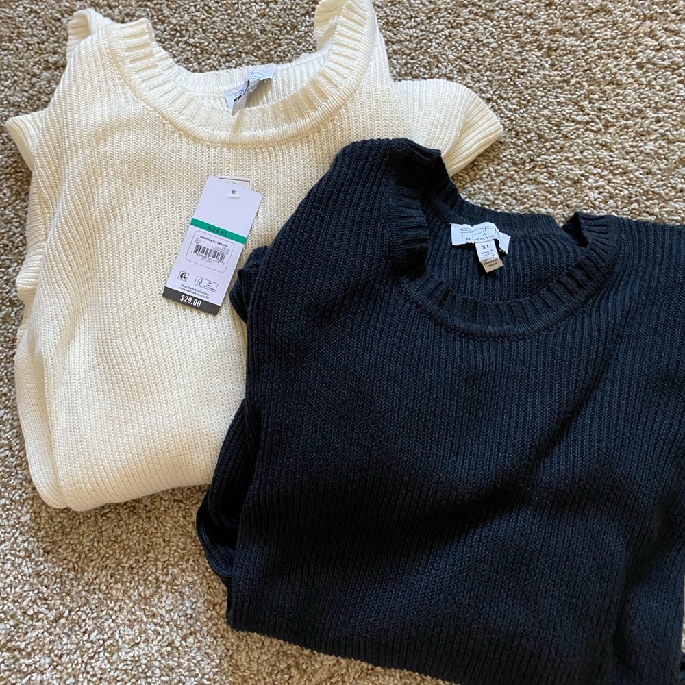 BUNDLE Sofia by Sofia Vergara Woman’s Sweaters size XL